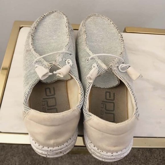 Stone White Hey Dude Mesh Upper Slip-On Style Sneakers Size 8. - Picture 3 of 9